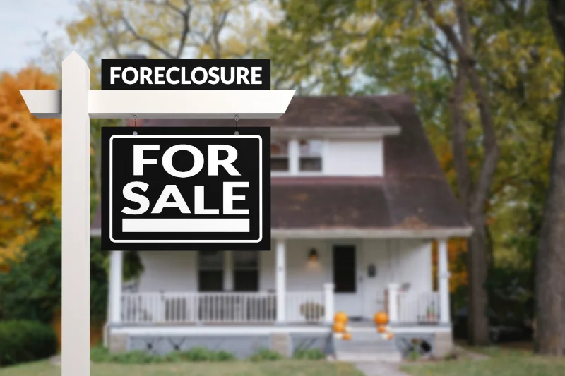 5 Things to Consider Before Buying a Foreclosed Riverside Home