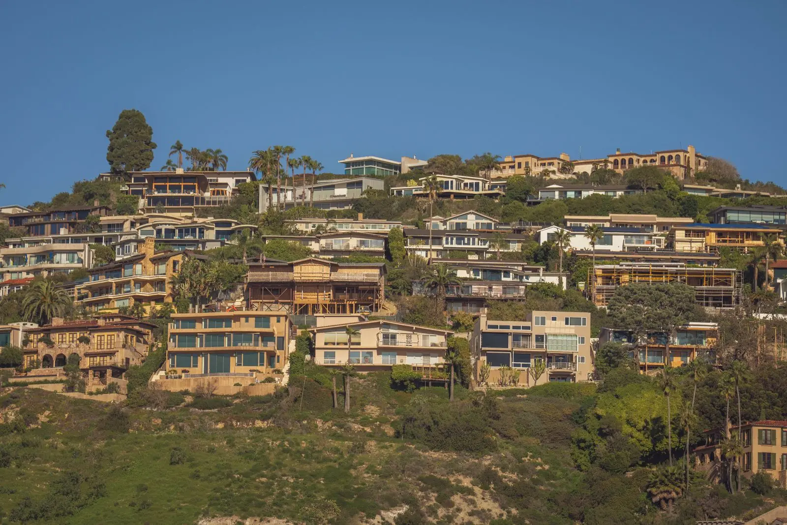 Hillside homes in Laguna Beach, Orange County, CA, where First Lending Solutions helps buyers with home loans